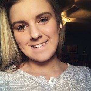 Meet your Posher, Bri